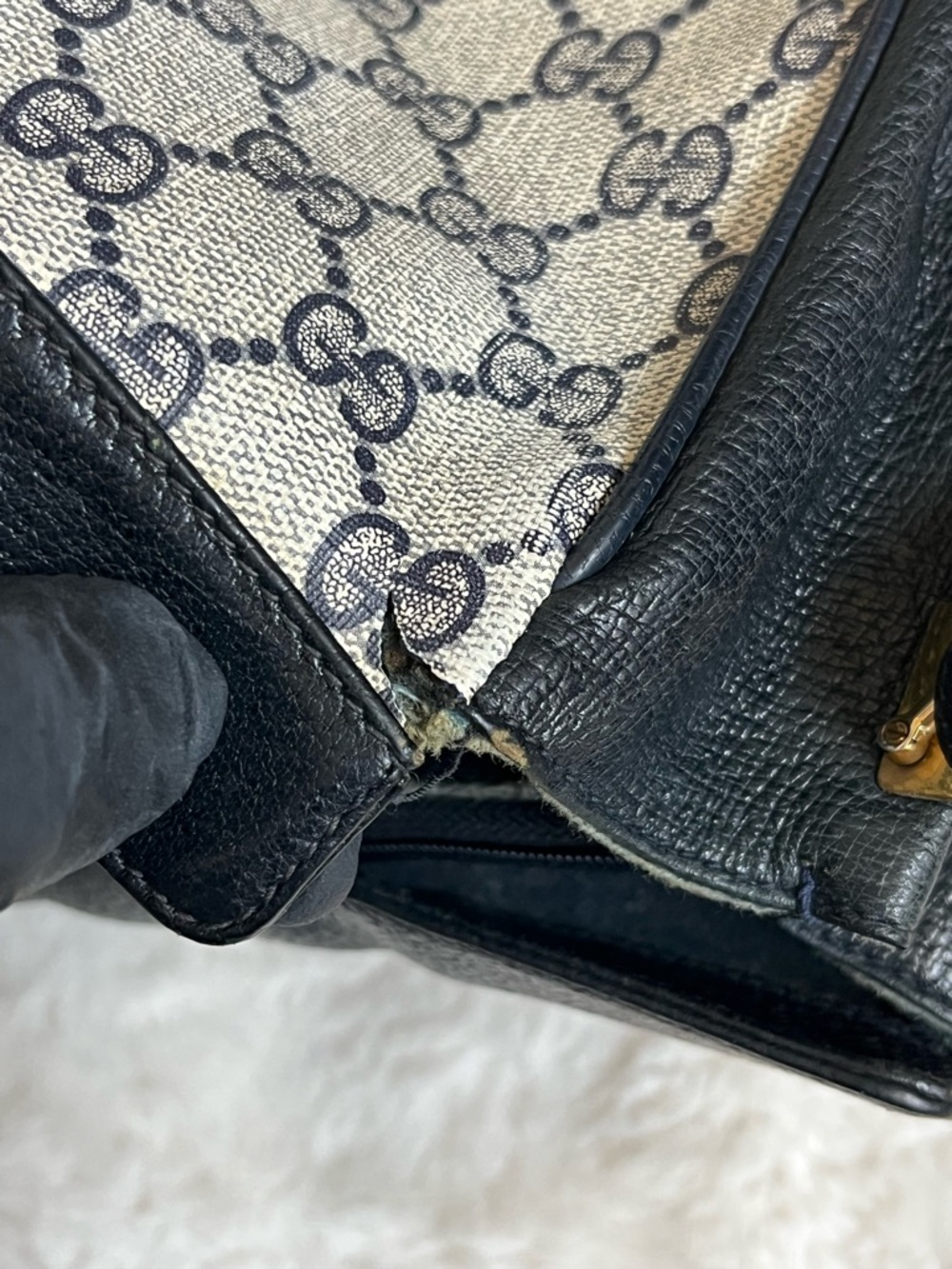 Vintage GUCCI GG Supreme Sherry Line Shoulder Bag PVC Navy Gold 72 02 024 - READ - Picture 12 of 16